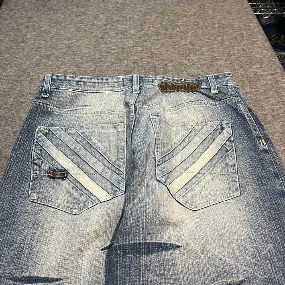 Akademiks baggy wide